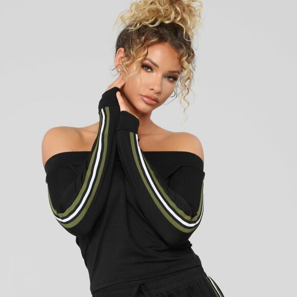 Fashion Nova Army Striped 90s Style Off Shoulder Crop Top Size Small - Picture 1 of 8